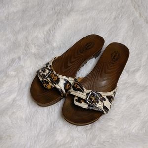Dr Scholl's leopard print clog sandals
